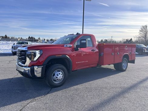 New 2026 GMC Sierra 3500 Pro w/ Convenience Package image 2
