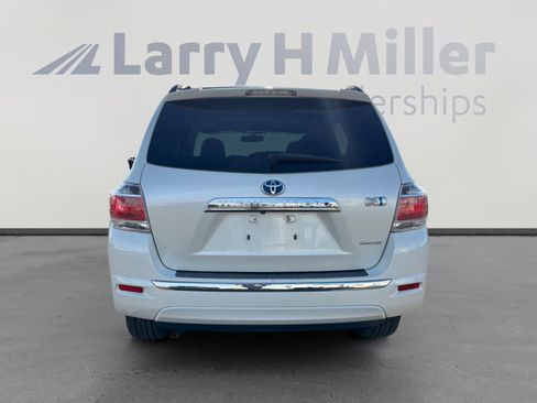 Used 2013 Toyota Highlander Limited image 4