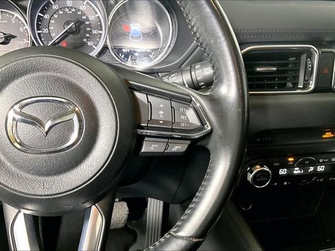 Used 2018 MAZDA CX-5 Touring image 19