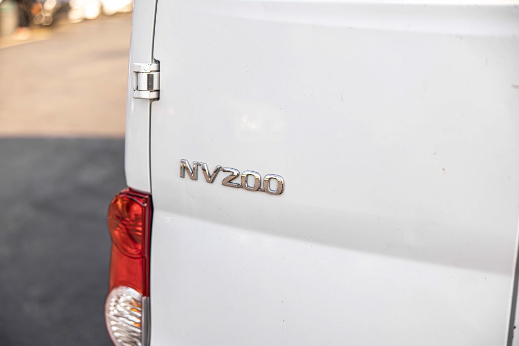 Used 2015 Nissan NV200 S FWD image 11
