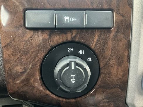 Used 2013 Ford F250 Platinum AWD/4WD image 21