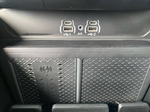 Used 2025 RAM 1500 Big Horn AWD/4WD image 21