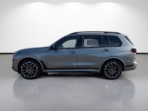 New 2026 BMW X7 M60i image 6