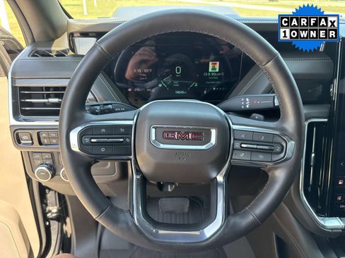 Used 2025 GMC Yukon Elevation w/ LPO, Floor Liner Package AWD/4WD image 34
