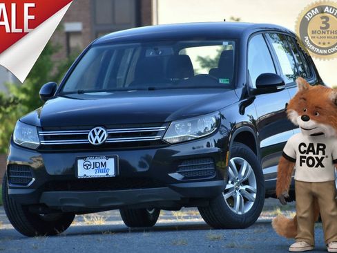 Used 2014 Volkswagen Tiguan S image 1