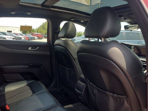 Used 2022 Kia K5 GT-Line w/ GT-Line Awd Premium Package image 16