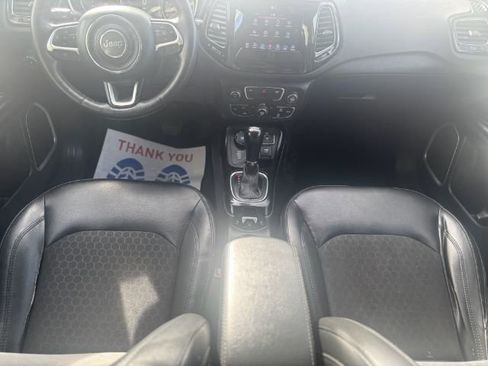 Used 2019 Jeep Compass Latitude AWD/4WD image 15