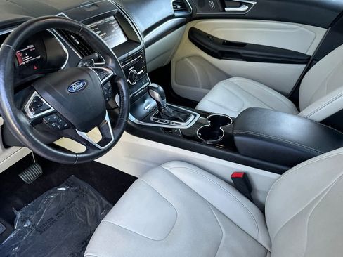 Used 2015 Ford Edge Titanium w/ Equipment Group 302A FWD image 11