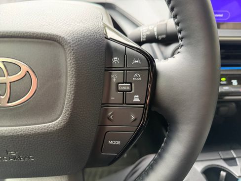 Used 2024 Toyota Prius XLE image 20
