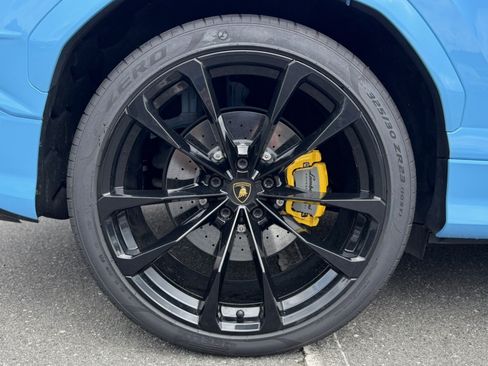 Used 2024 Lamborghini Urus S AWD/4WD image 10