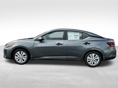 New 2025 Nissan Sentra S image 3
