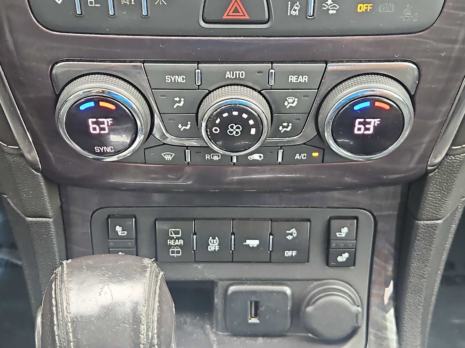 Used 2017 Buick Enclave Leather w/ Trailering Package FWD image 16