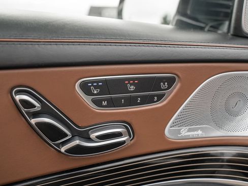 Used 2019 Mercedes-Benz Maybach S 560 4MATIC image 34