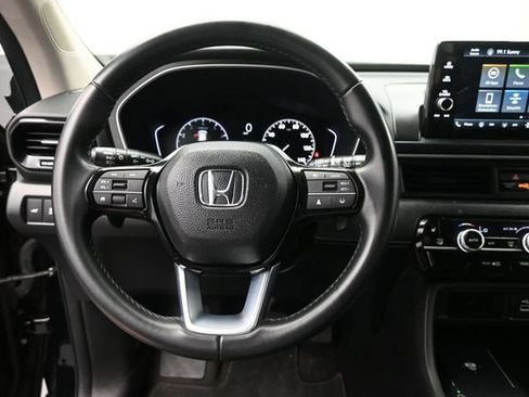 Used 2023 Honda Pilot EX-L image 7
