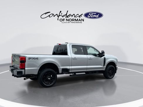 Used 2024 Ford F250 Lariat w/ Black Appearance Package AWD/4WD image 9