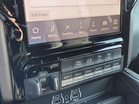 New 2026 RAM 3500 Big Horn image 30