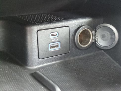 Used 2022 Ford Escape SEL w/ Technology Package image 31