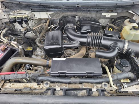 Used 2010 Ford F150 XLT image 29