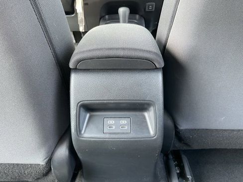 Used 2024 Toyota Corolla LE image 18