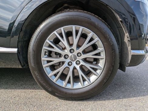 Used 2024 Genesis GV80 2.5T image 12