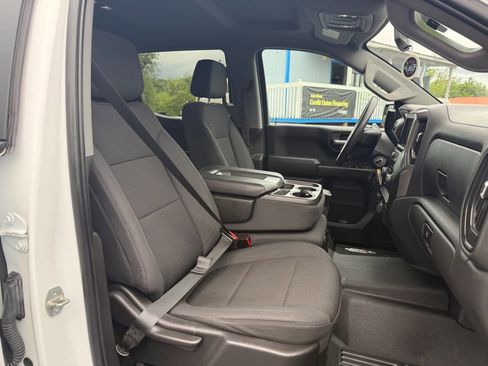 Used 2020 Chevrolet Silverado 1500 Custom Trail Boss w/ Custom Convenience Package AWD/4WD image 27