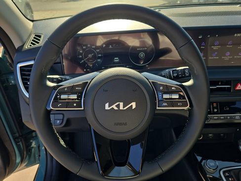 New 2026 Kia Seltos EX FWD image 29