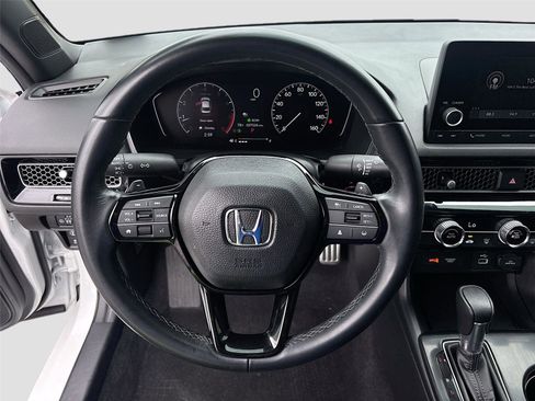 Used 2023 Honda Civic Sport image 13