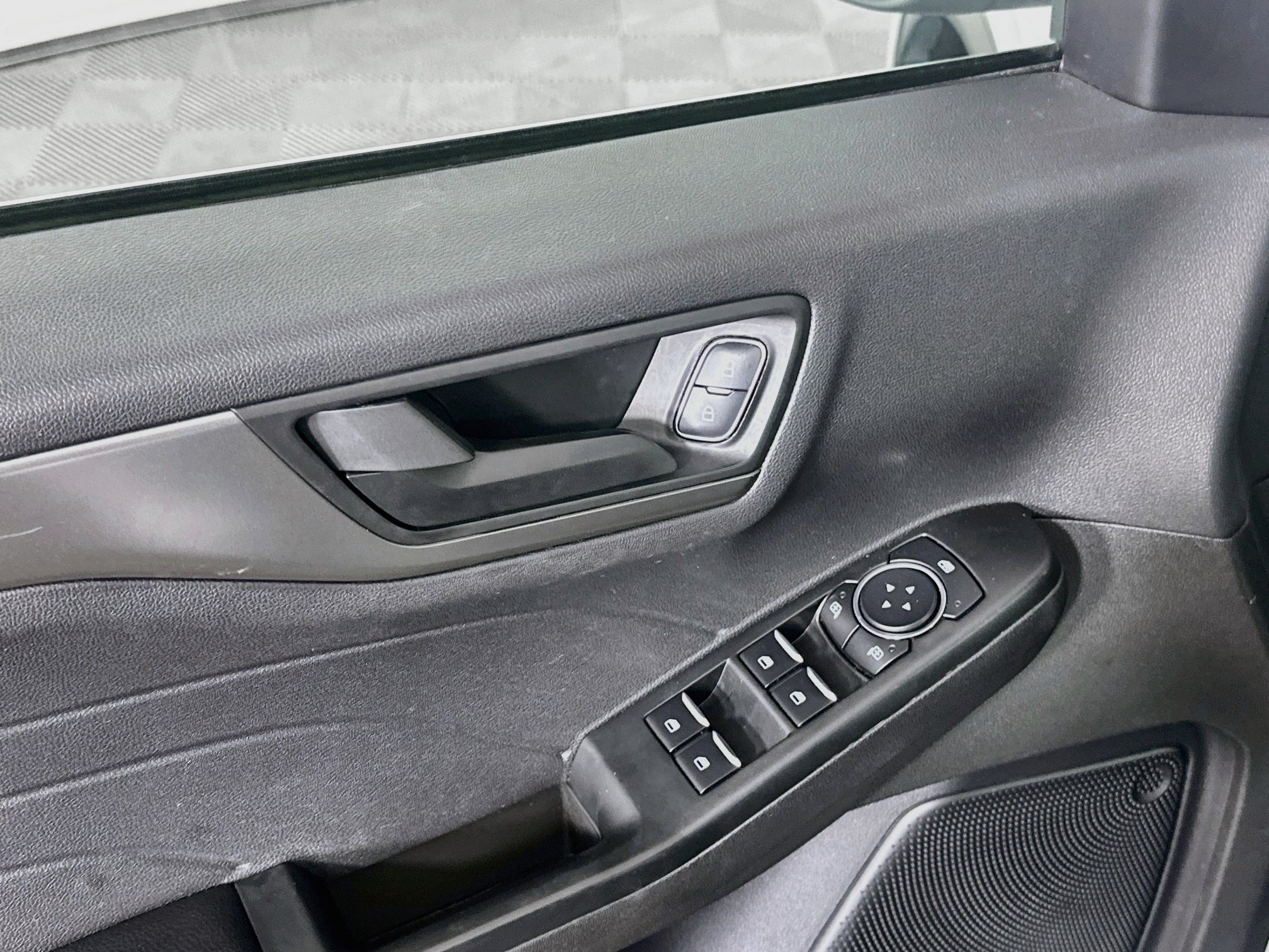 Used 2025 Ford Escape Active FWD image 15