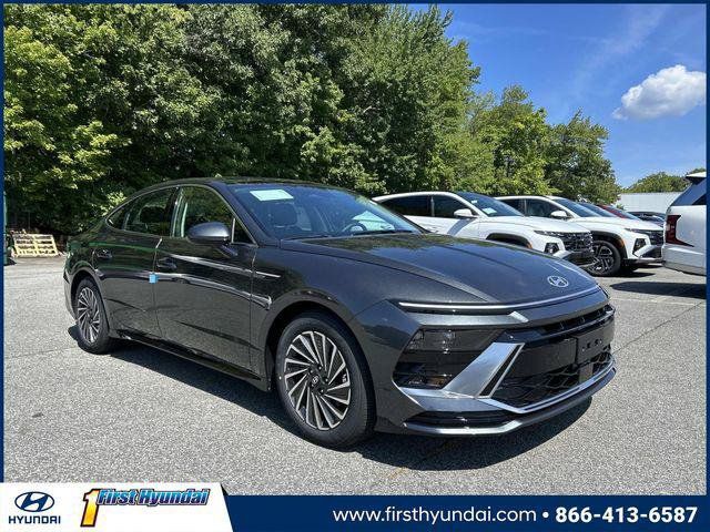 New 2026 Hyundai Sonata SEL FWD image 1