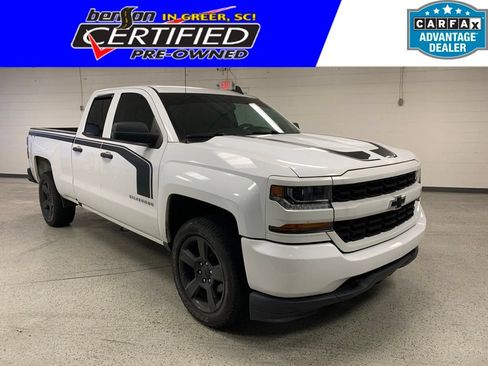 Used 2018 Chevrolet Silverado 1500 Custom w/ Custom Value Package AWD/4WD image 1