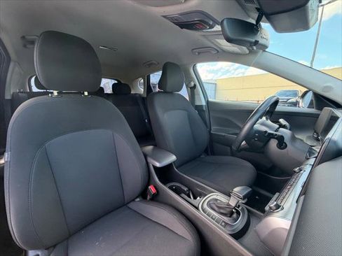 Used 2025 Hyundai Kona SEL image 10