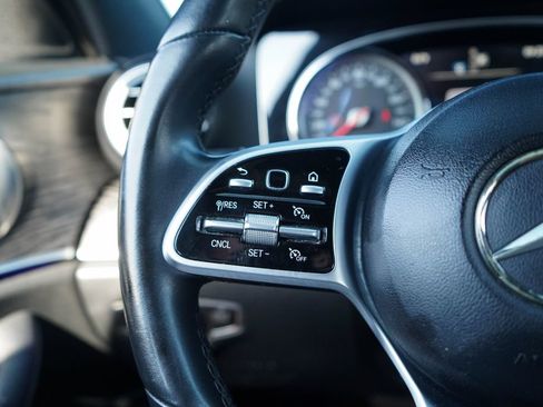 Used 2019 Mercedes-Benz E 300 image 33