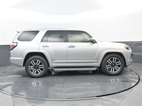 Used 2022 Toyota 4Runner Limited image 2