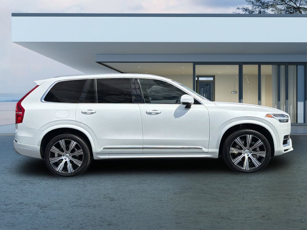 Used 2022 Volvo XC90 T8 Inscription w/ Advanced Package AWD/4WD image 3