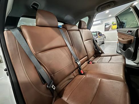Used 2019 Subaru Outback 2.5i Touring AWD/4WD image 17