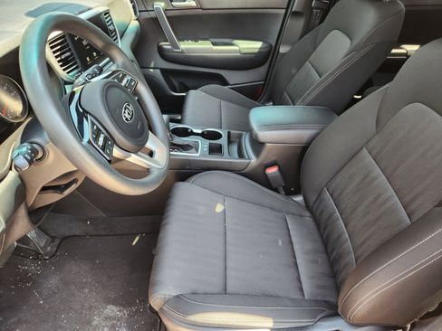 Used 2022 Kia Sportage LX FWD image 10