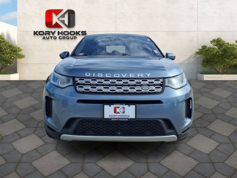 Used 2020 Land Rover Discovery Sport SE image 6