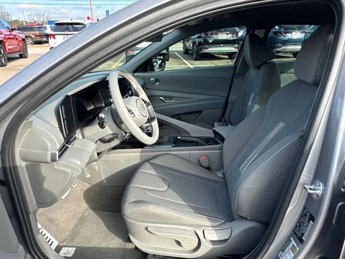 New 2026 Hyundai Elantra Sport image 9