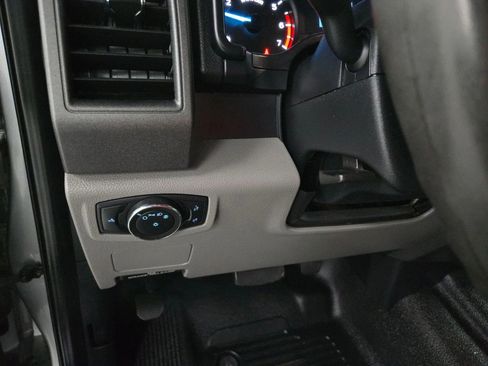 Used 2020 Ford F250 XL w/ Power Equipment Group image 25