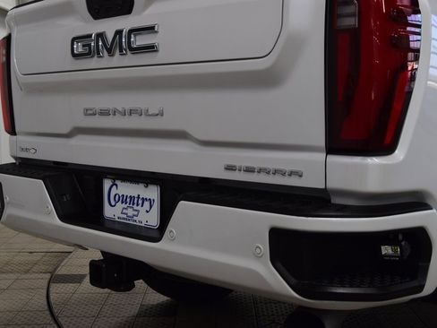 Used 2024 GMC Sierra 3500 Denali Ultimate image 23