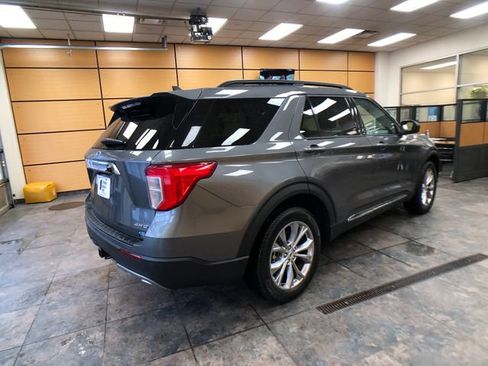 Certified 2023 Ford Explorer XLT w/ Equipment Group 202A AWD/4WD image 7