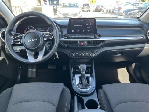 Used 2024 Kia Forte LXS FWD image 30