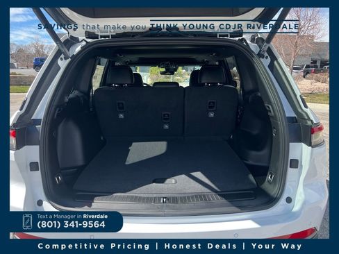 New 2026 Jeep Grand Cherokee Altitude image 22