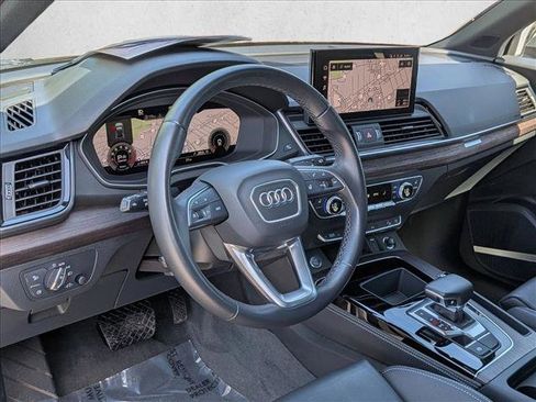 Certified 2023 Audi Q5 2.0T Premium Plus w/ Premium Plus Package AWD/4WD image 9