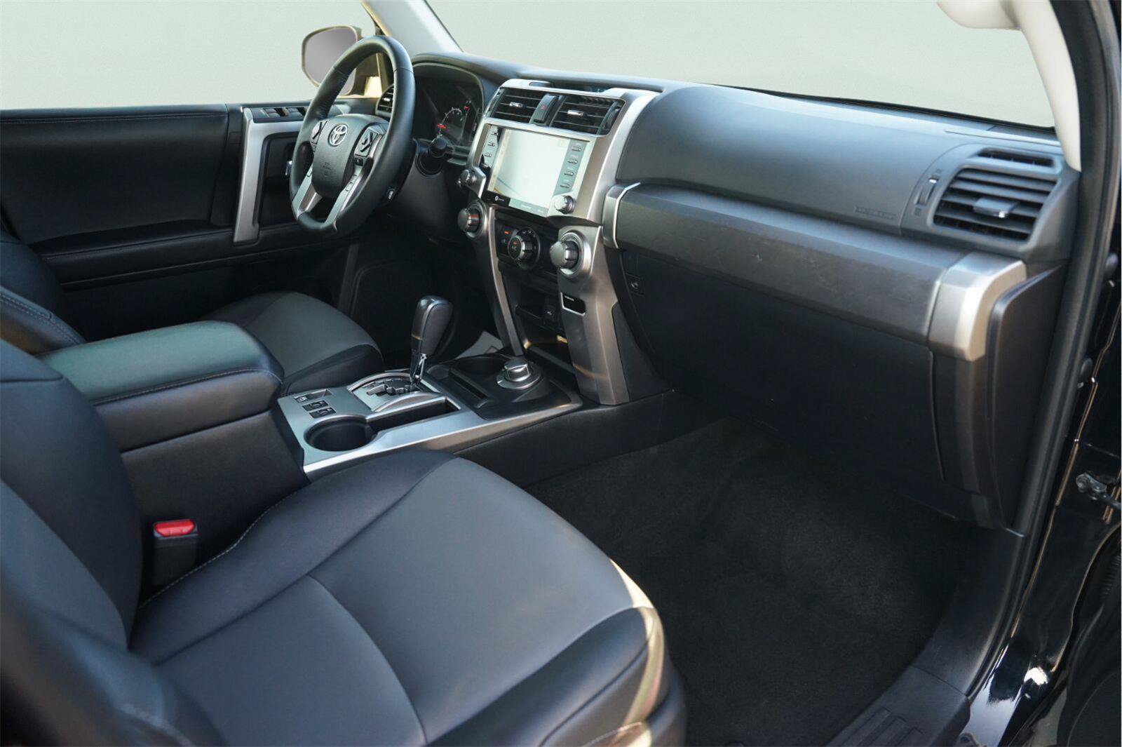 Used 2021 Toyota 4Runner SR5 Premium AWD/4WD image 17