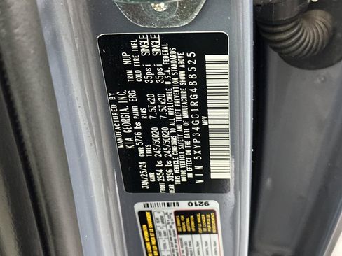 Used 2024 Kia Telluride EX image 28