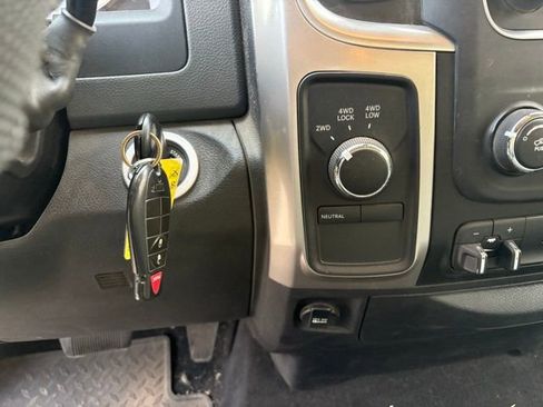 Used 2017 RAM 2500 SLT image 13