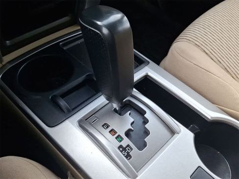 Used 2013 Toyota 4Runner SR5 image 18