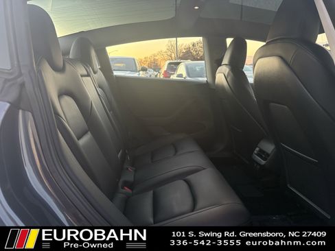 Used 2023 Tesla Model 3 Standard Range image 12