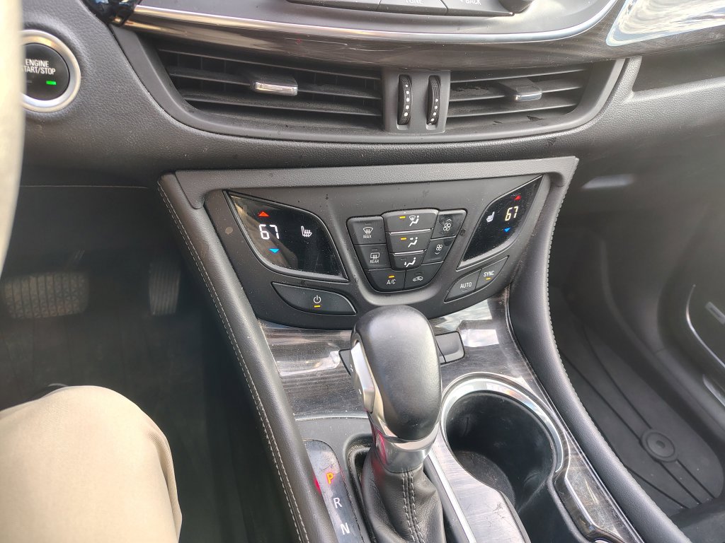 Used 2019 Buick Envision Premium AWD/4WD image 28